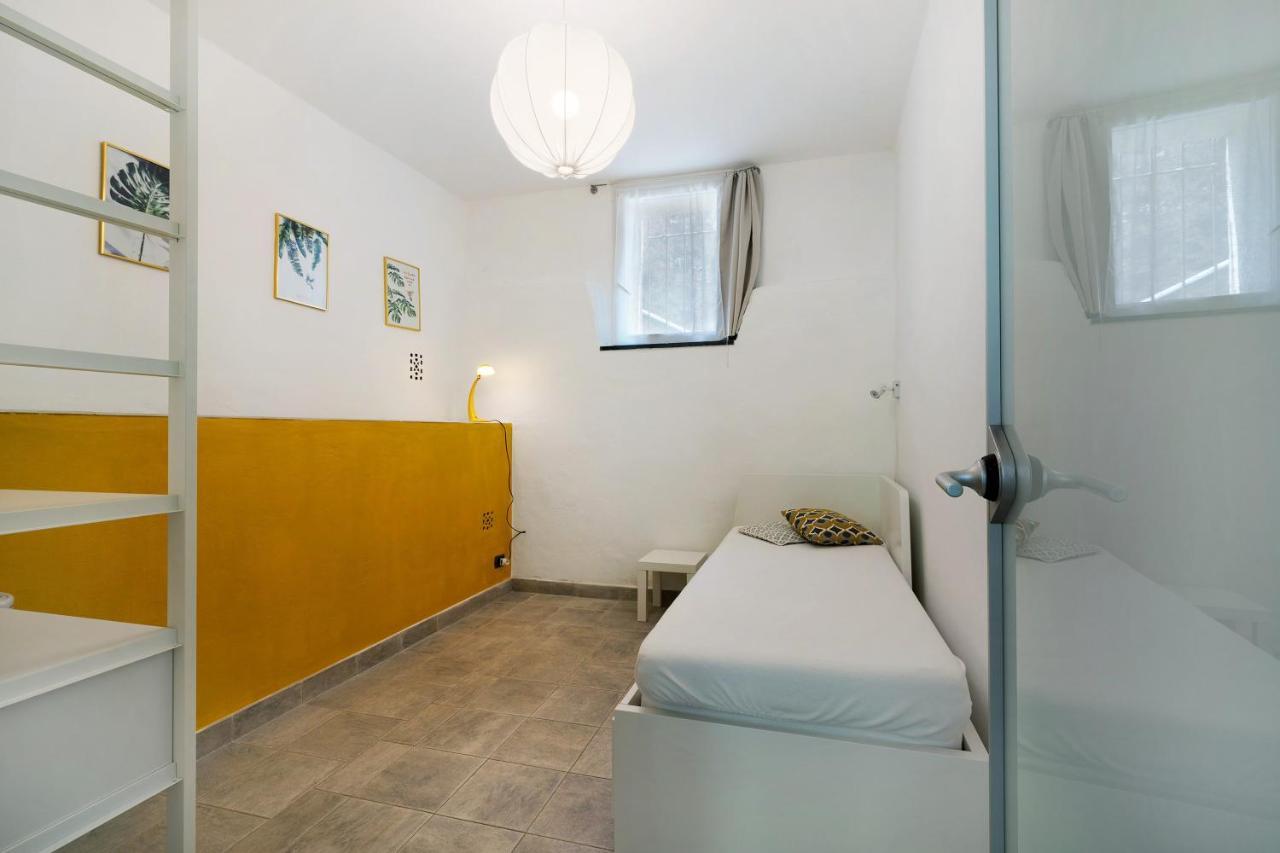 레반토 Casa Glicine Sul Mare 아파트 외부 사진