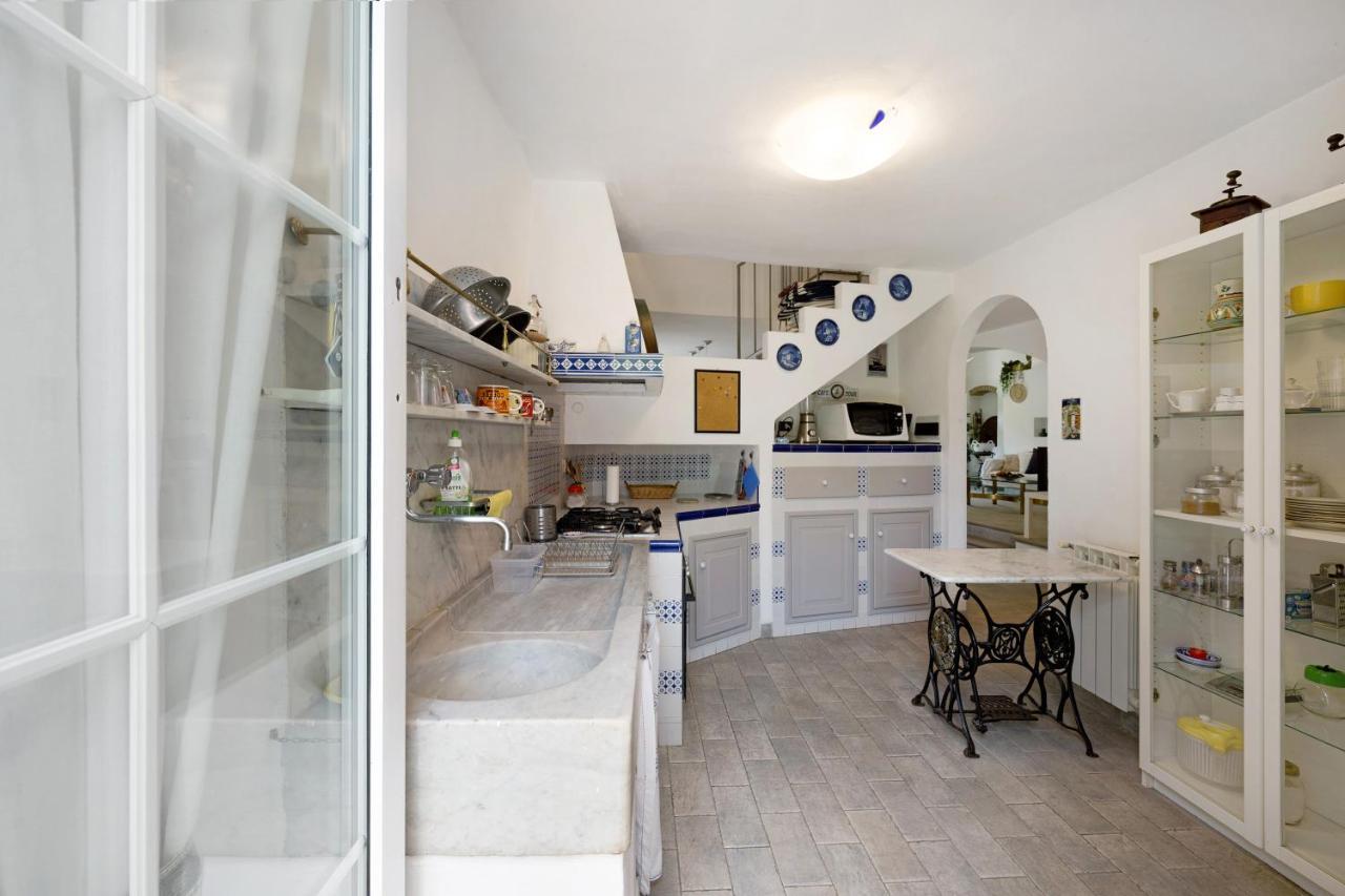 레반토 Casa Glicine Sul Mare 아파트 외부 사진